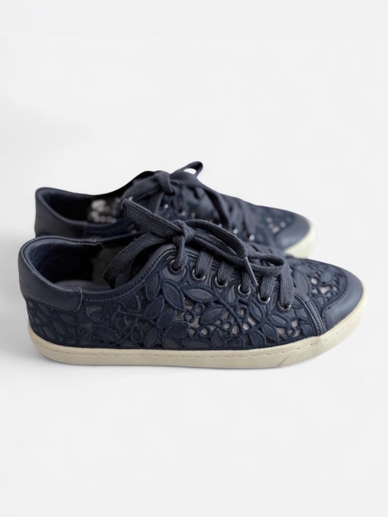 Tory Burch Shoes - Tory Burch Navy Floral Cutout Low-Top Sneakers 6.5